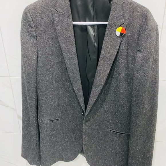 Like New Classic Guess Blazer - Picture 2 of 6